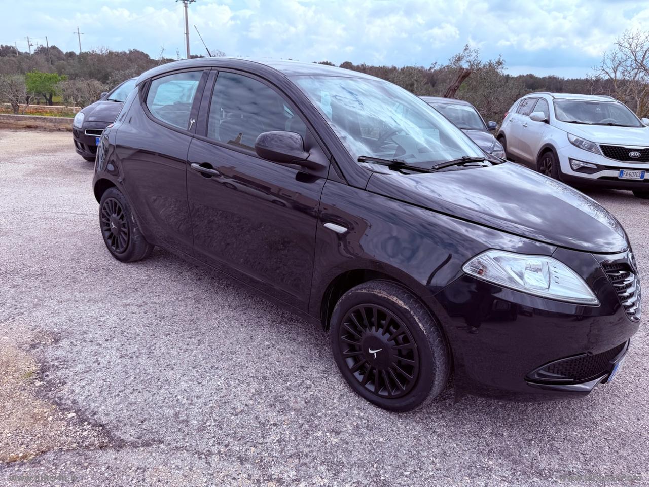 LANCIA Ypsilon 1.2 69 CV 5p. Elefantino