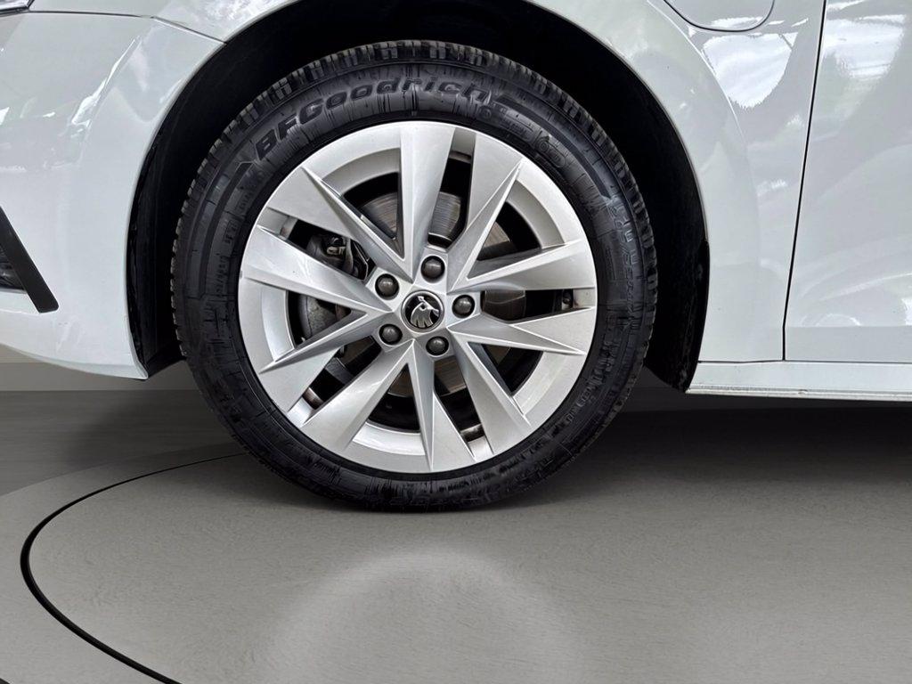 SKODA Octavia 1.4 tsi phev executive dsg del 2023