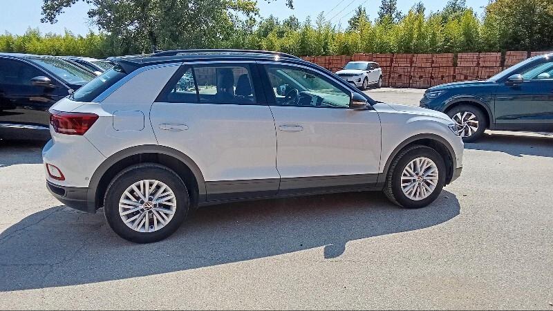 Volkswagen T-Roc 2.0 TDi 150cv DSG da VETRINA