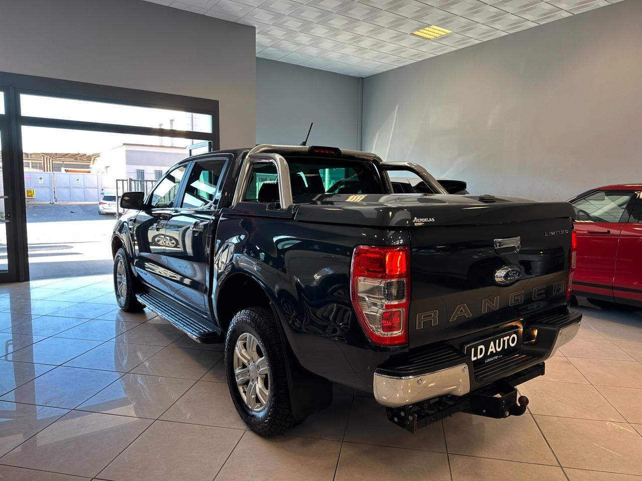Ford Ranger 2.0 TDCi DC Limited 5 posti AUTOCARRO N1 GANCIO TRAINO