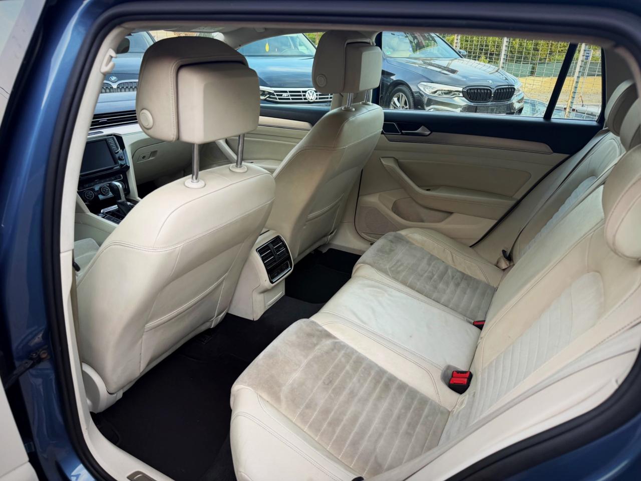 Volkswagen Passat Variant 2.0 TDI DSG Executive BlueMotion Tech.