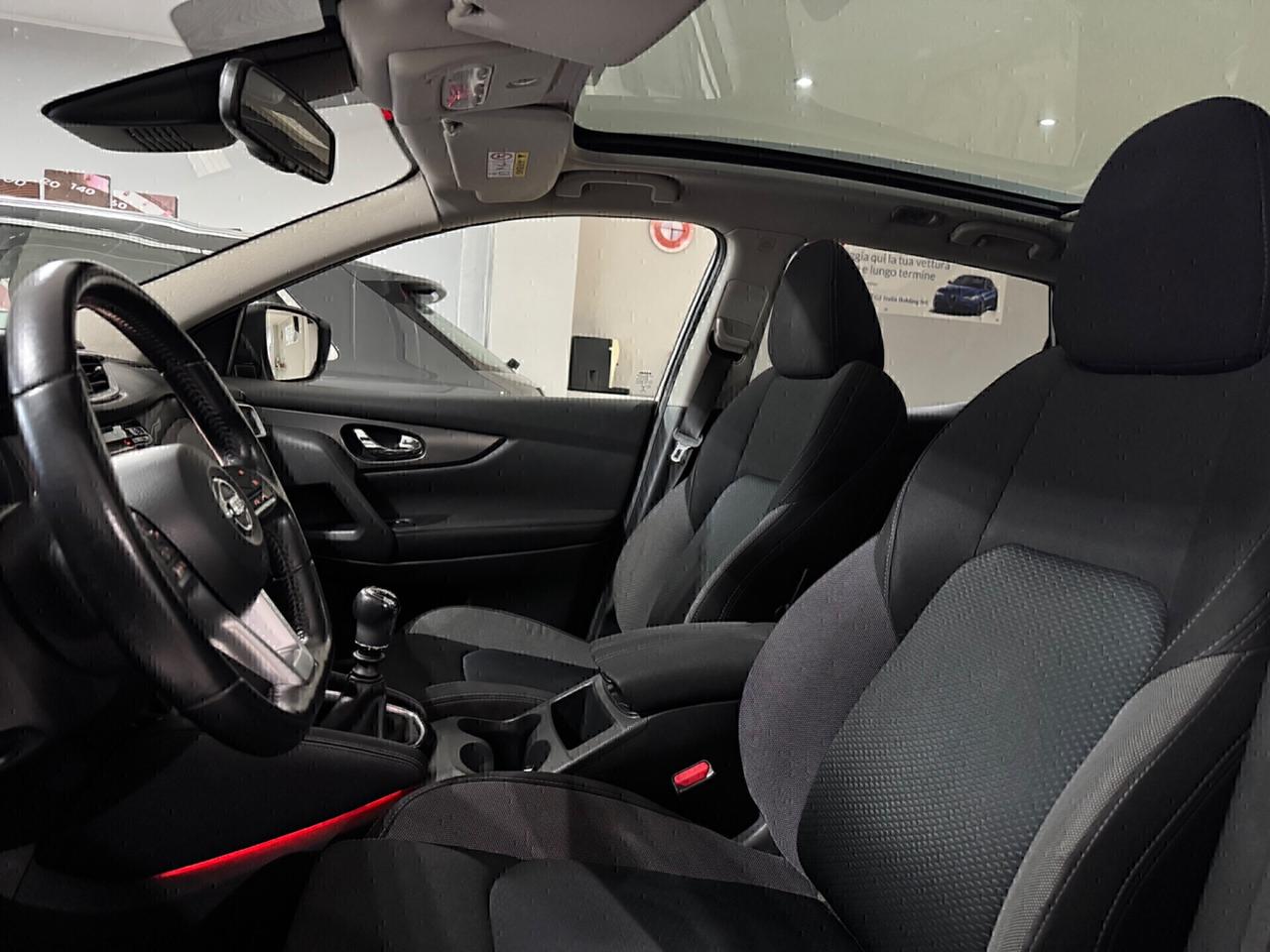 Nissan Qashqai 1.5 dCi N-Connecta Aziendale