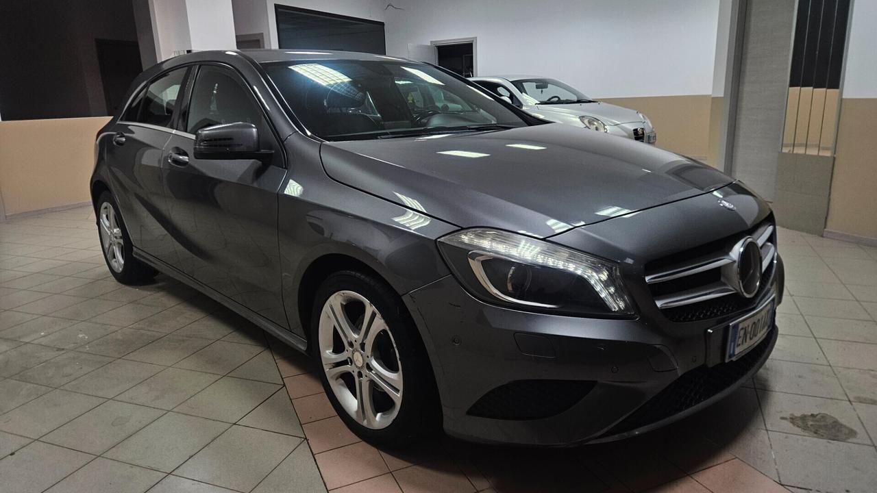 Mercedes-benz A 180 CDI BlueEFFICIENCY Premium