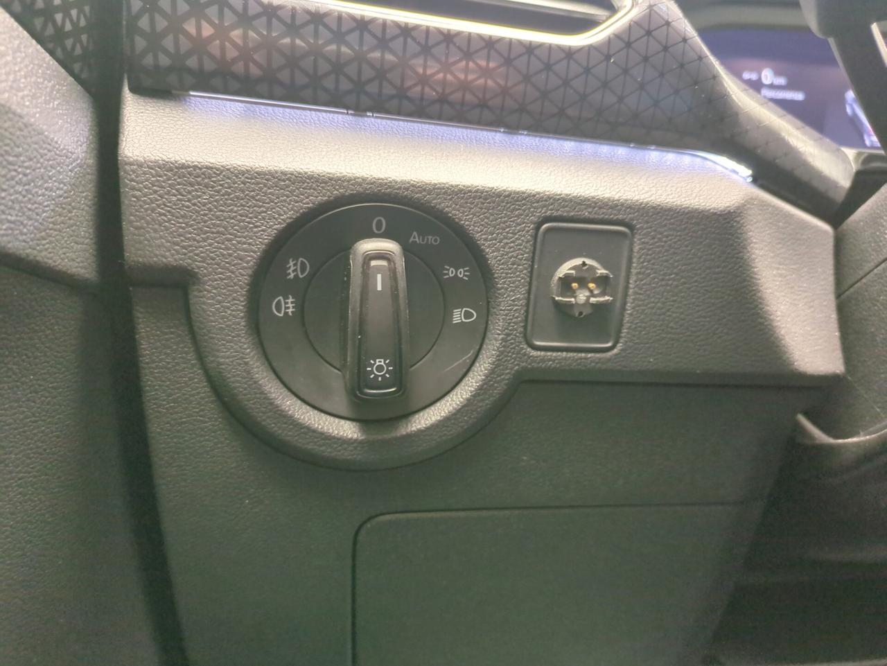 Volkswagen T-Cross 1.0 TSI 110 CV Advanced