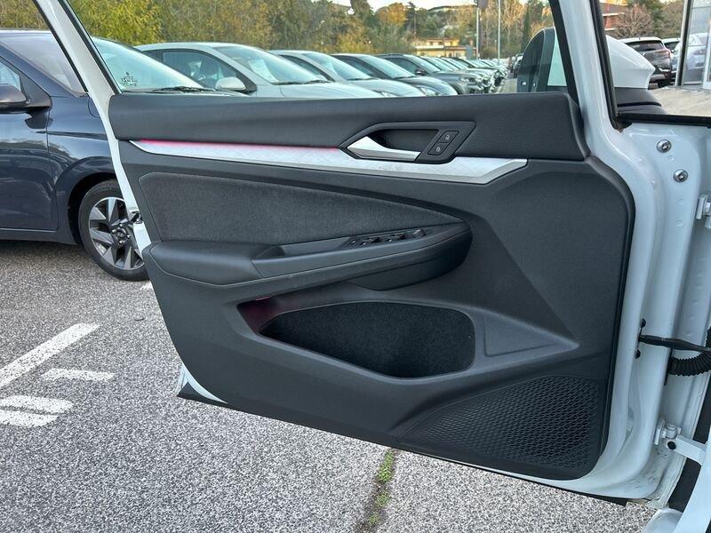 Volkswagen Golf VIII 2020 1.5 tsi evo Life 130cv