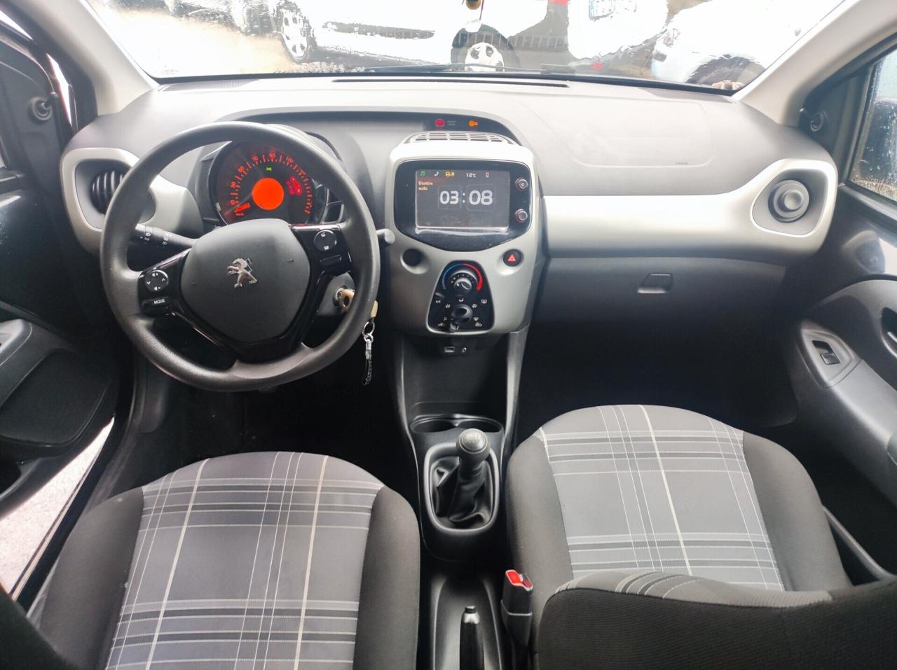 Peugeot 108 VTi 68 5 porte Allure