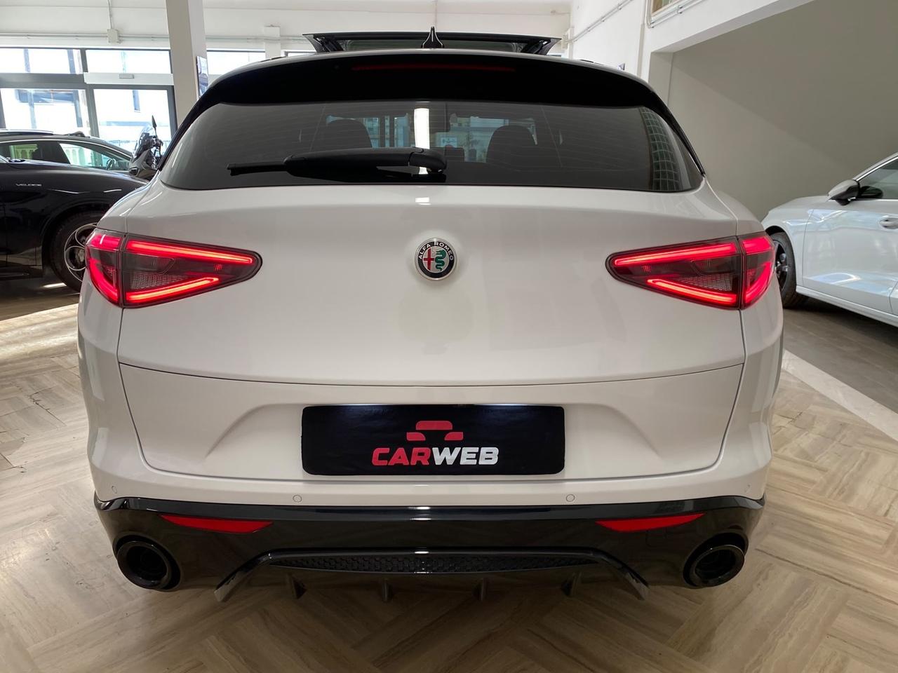 ALFA ROMEO STELVIO 210CV VELOCE Q4 AT8 TETTO CAM CARPLAY 2023