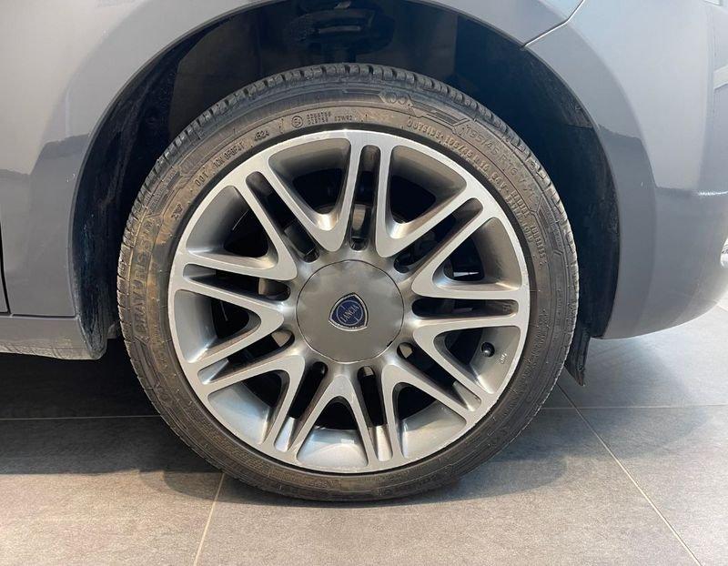 Lancia Ypsilon Ypsilon 0.9 TwinAir 5 porte Metano Ecochic Platinum
