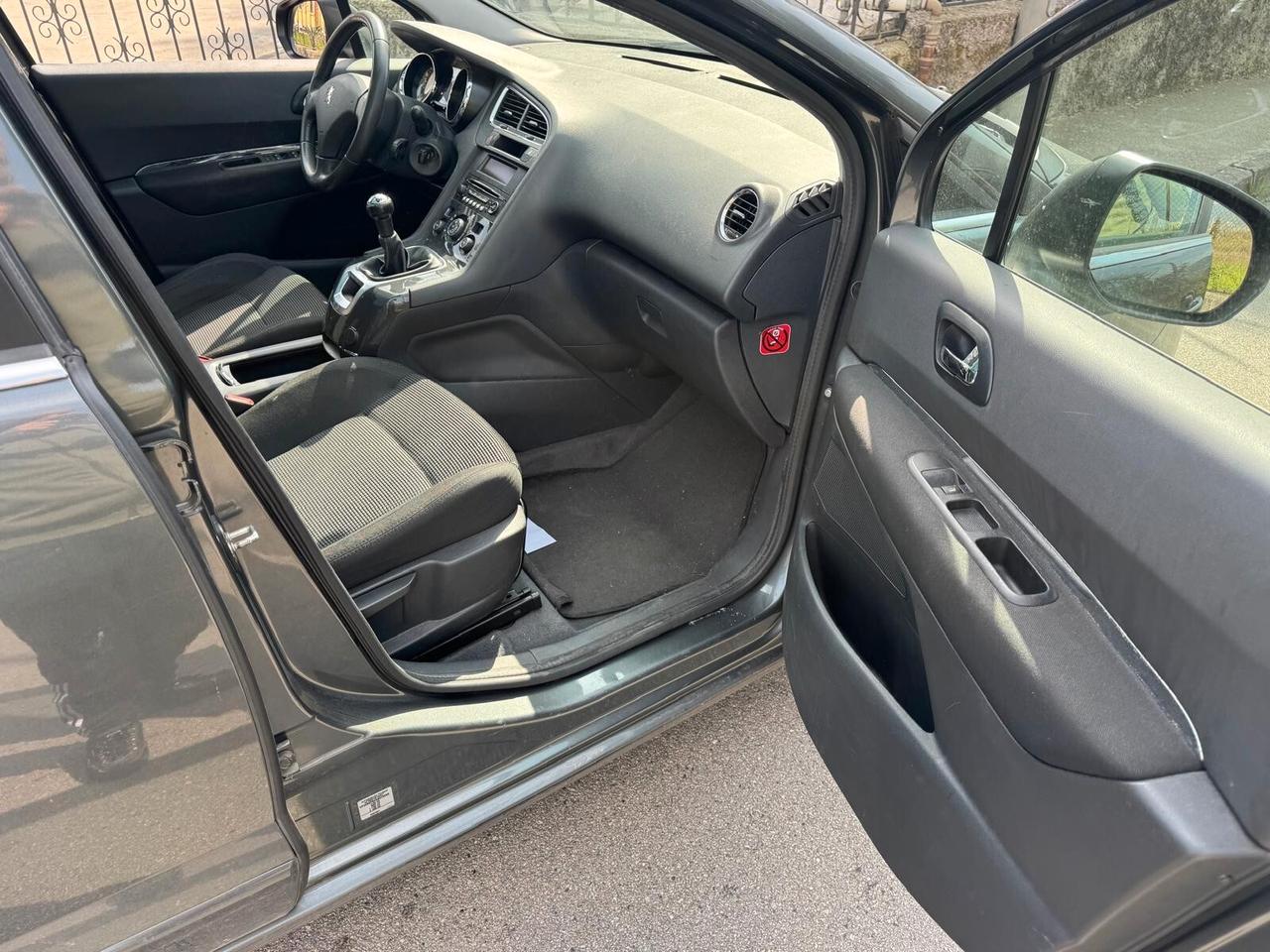 Peugeot 5008 1.6 VTi 120CV Premium