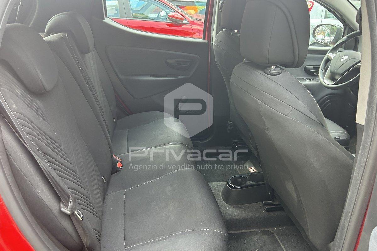 LANCIA Ypsilon 1.0 FireFly 5 porte S&S Hybrid Ecochic Gold