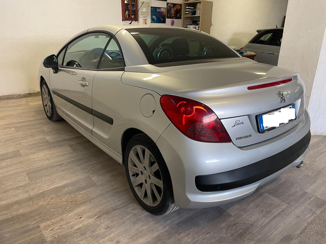 Peugeot 207 1.6 HDI 110CV CC Cabrio Féline tagliandata distribuzione