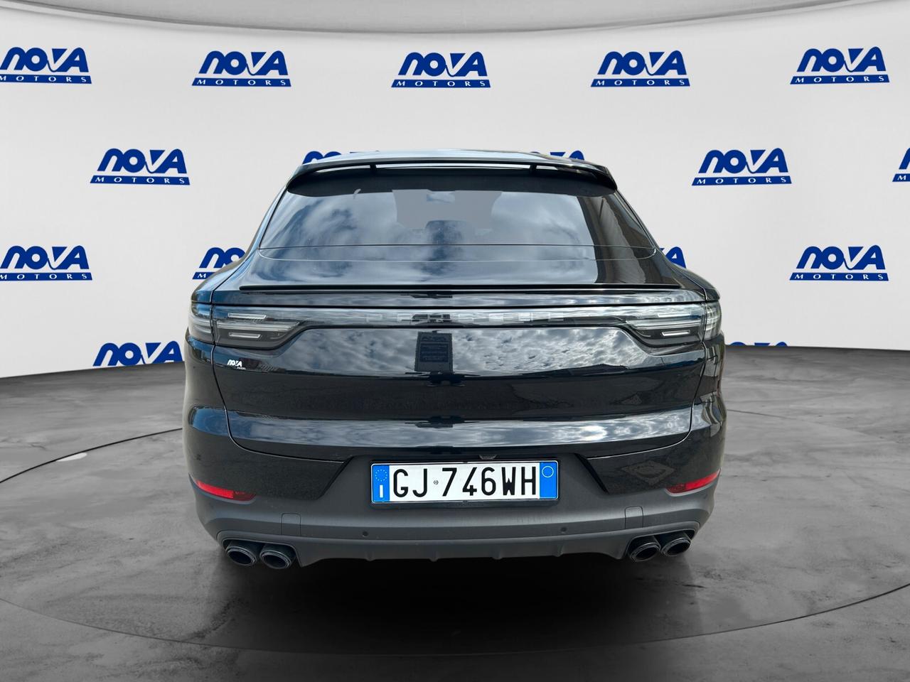 Porsche Cayenne Coupé 3.0 V6 E-Hybrid Platinum Edition