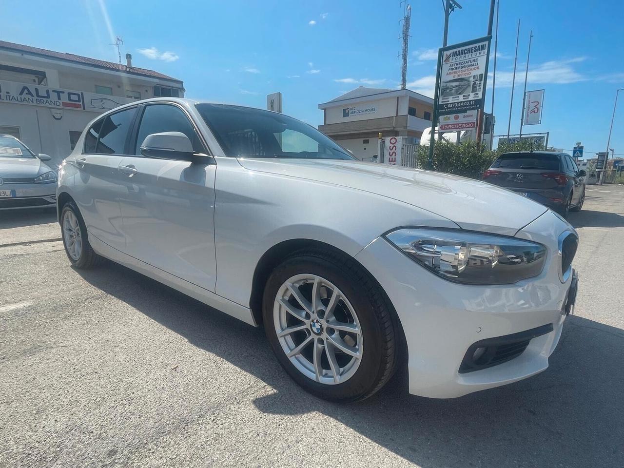 Bmw 116 116d 5p. Advantage