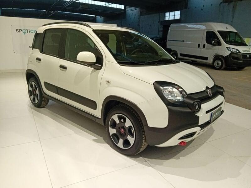 FIAT Panda 1.0 FireFly S&S Hybrid City Cross