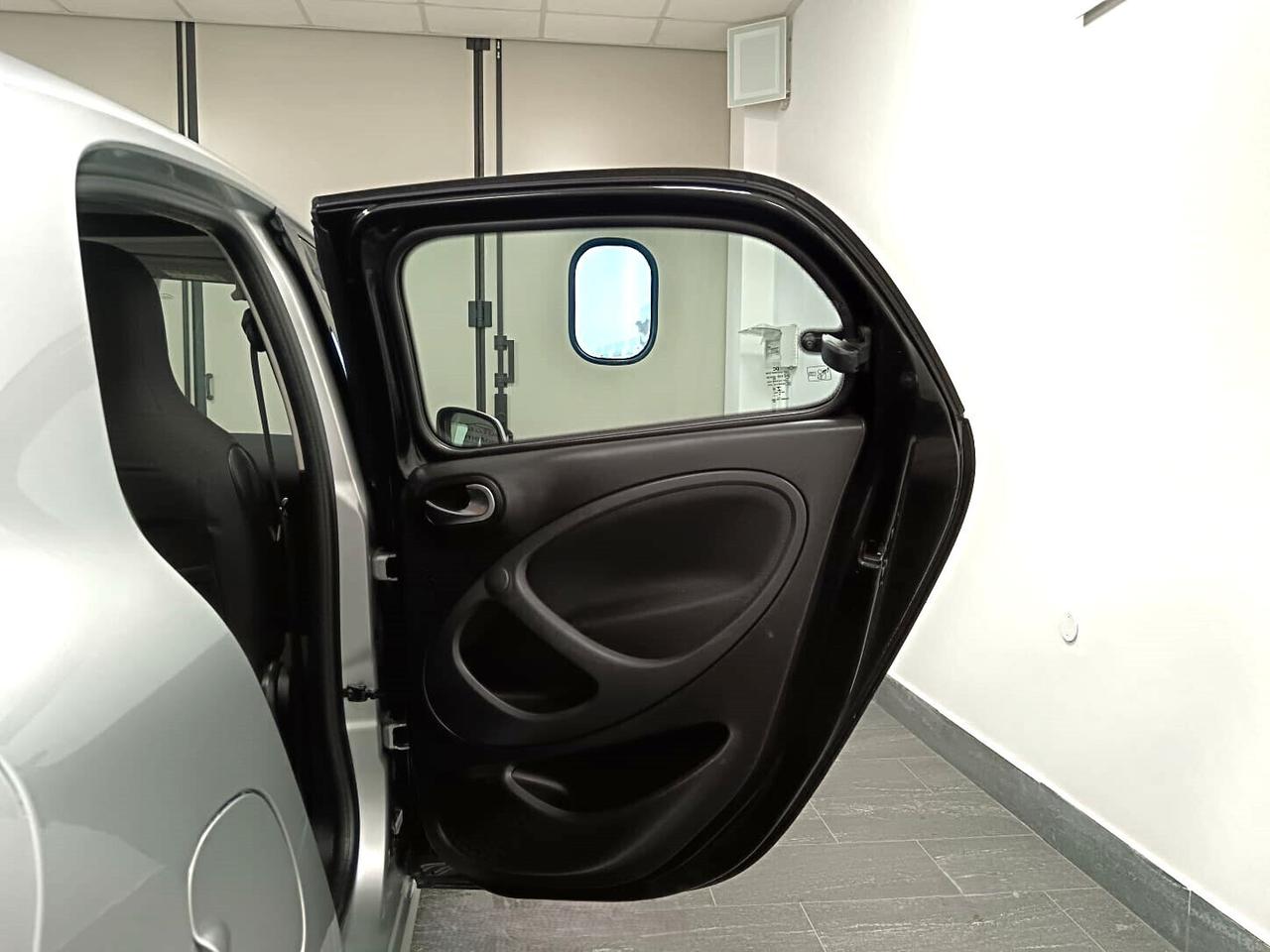 Smart ForFour 70 1.0 Passion /NEOPATENTATI/ TETTO APRIBILE