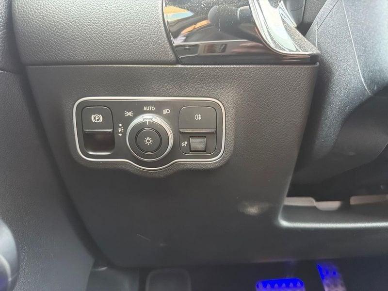 Mercedes-Benz Classe B B 180 d AMG Line Advanced Plus Digital Edition auto