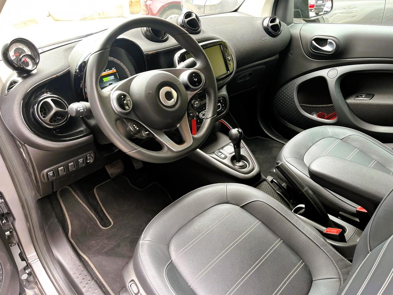 Smart ForTwo EQ CABRIO Prime *22KW*10.200km*