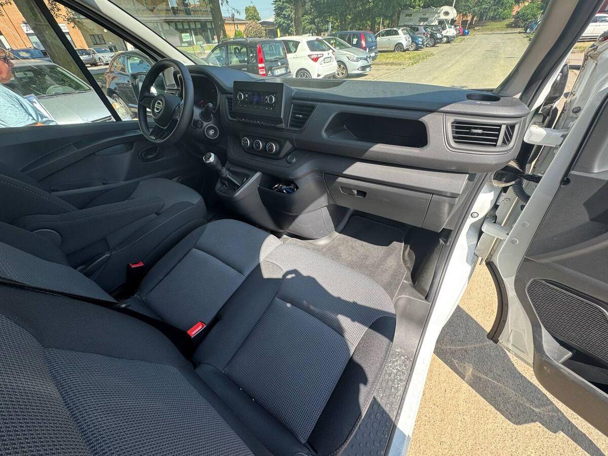 Nissan Primastar II Van 27 PREZZO + IVA