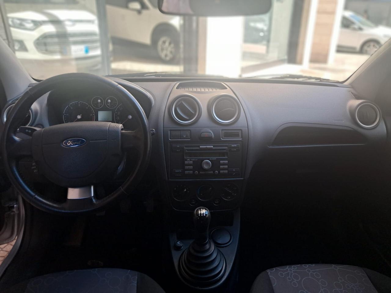 Ford Fiesta 1.4 TDCi 5p.-NEOPATENTATI-Euro2990