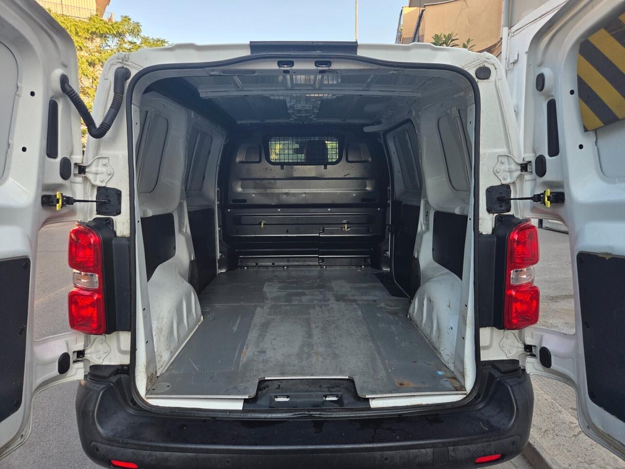 TOYOTA PROACE 2021 L2H1 1.5 120CV