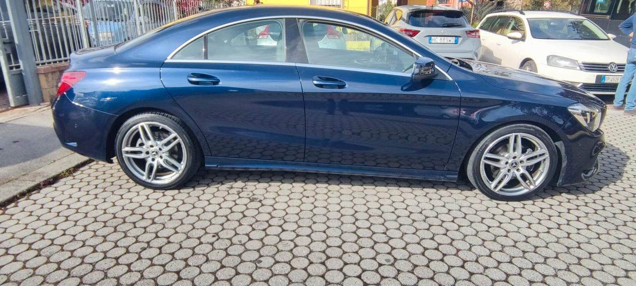 Mercedes-benz CLA 180 d Premium