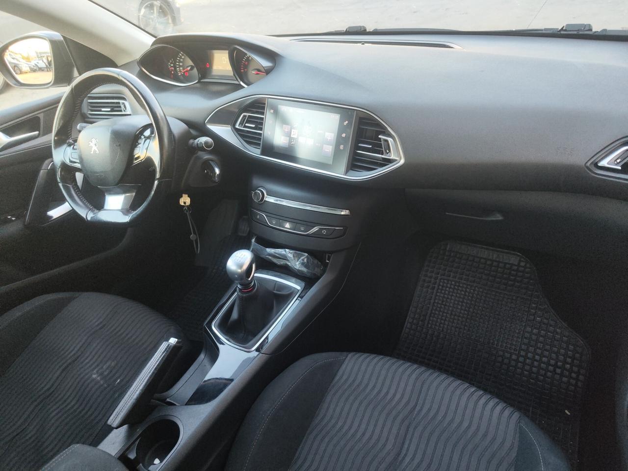 Peugeot 308 PureTech Turbo 130 S&S EAT6