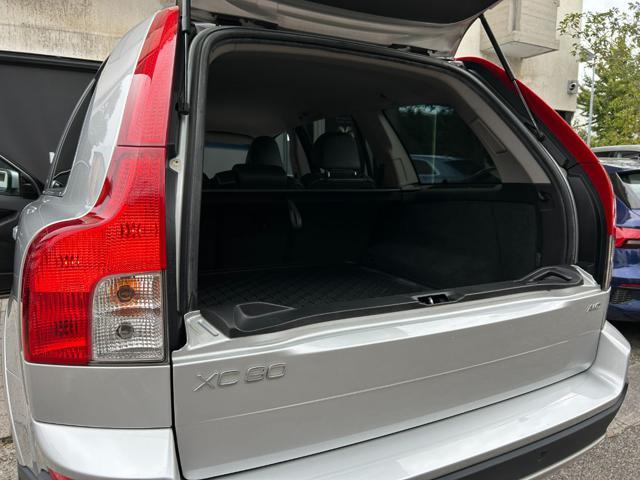 VOLVO XC90 D5 AWD Geartronic Summum