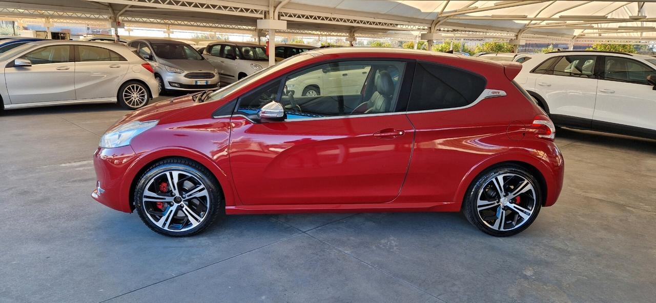 Peugeot 208 GTi 1.6 THP 200cv