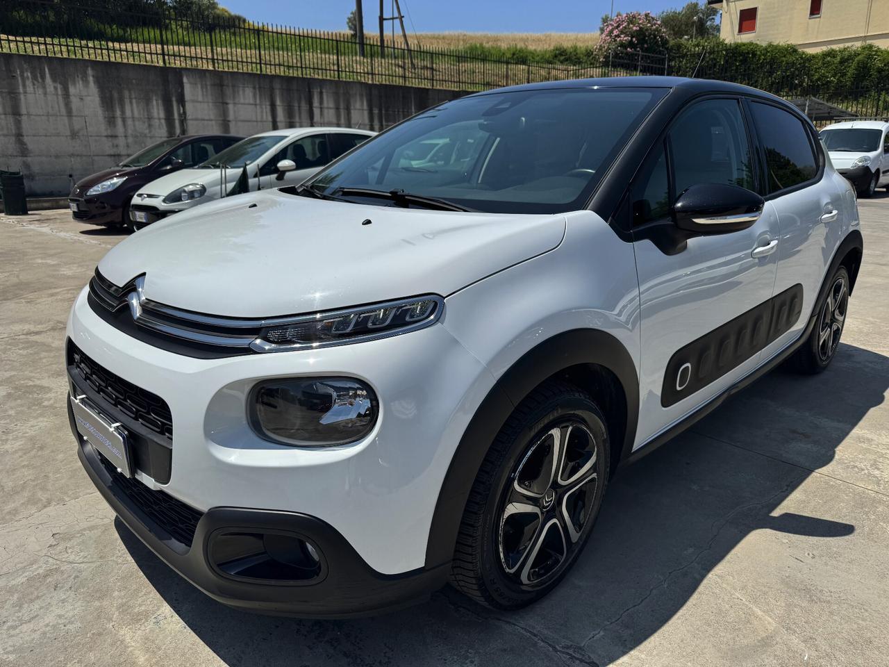 CITROEN C3 1.2 PureTech 82 S&S Shine/ 97.000km