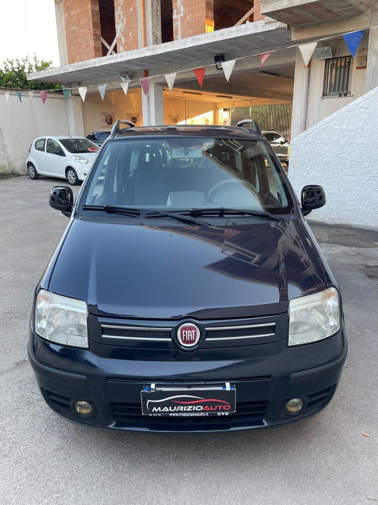 Fiat Panda 1.2 gpl scadenza 2034 full optional tagliandata distribuzione eseguita tutto ok