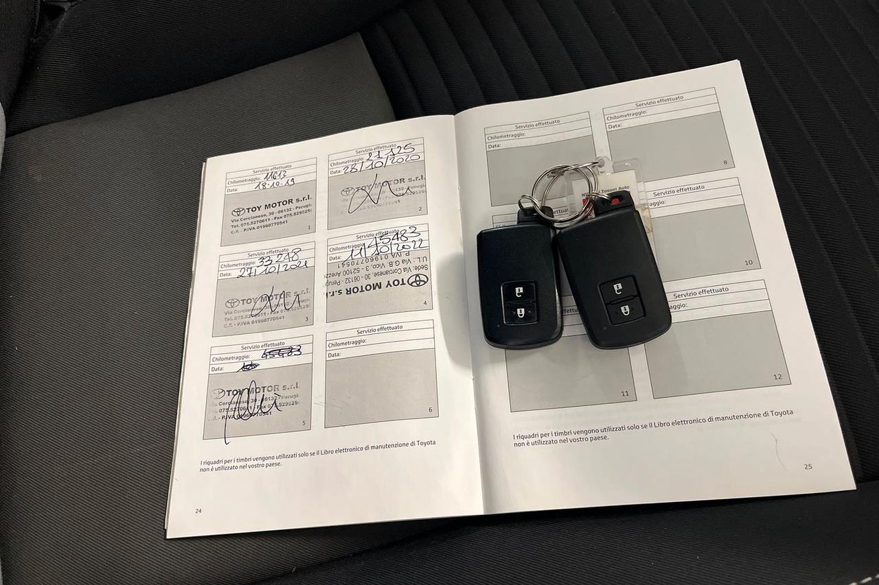TOYOTA Yaris 5p 1.5 hybrid Business