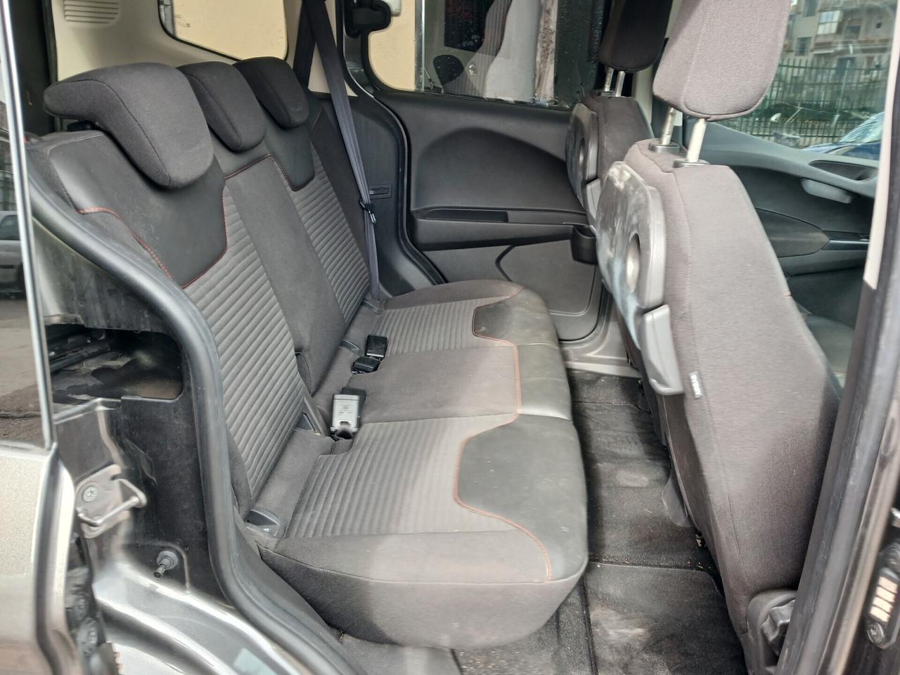 Ford Tourneo Courier 1.0 EcoBoost 100 CV Sport