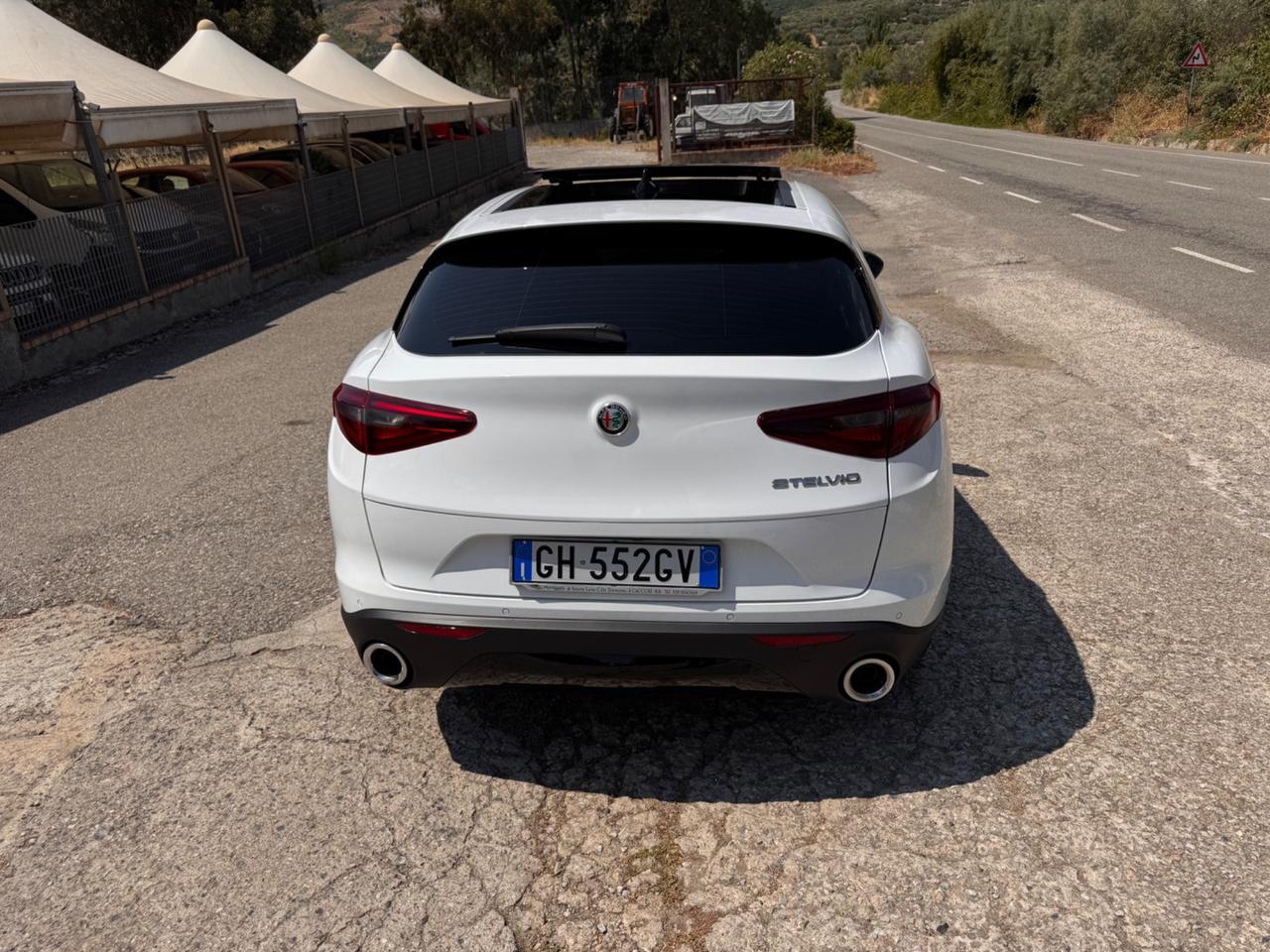 Alfa Romeo Stelvio 2.2 Turbodiesel 160 CV AT8 RWD Tetto apribile