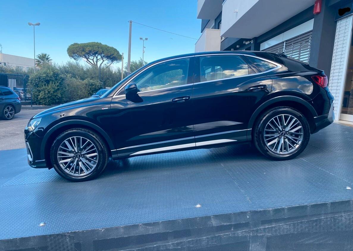 Audi Q3 SPB 45 TFSI e S tronic line edition