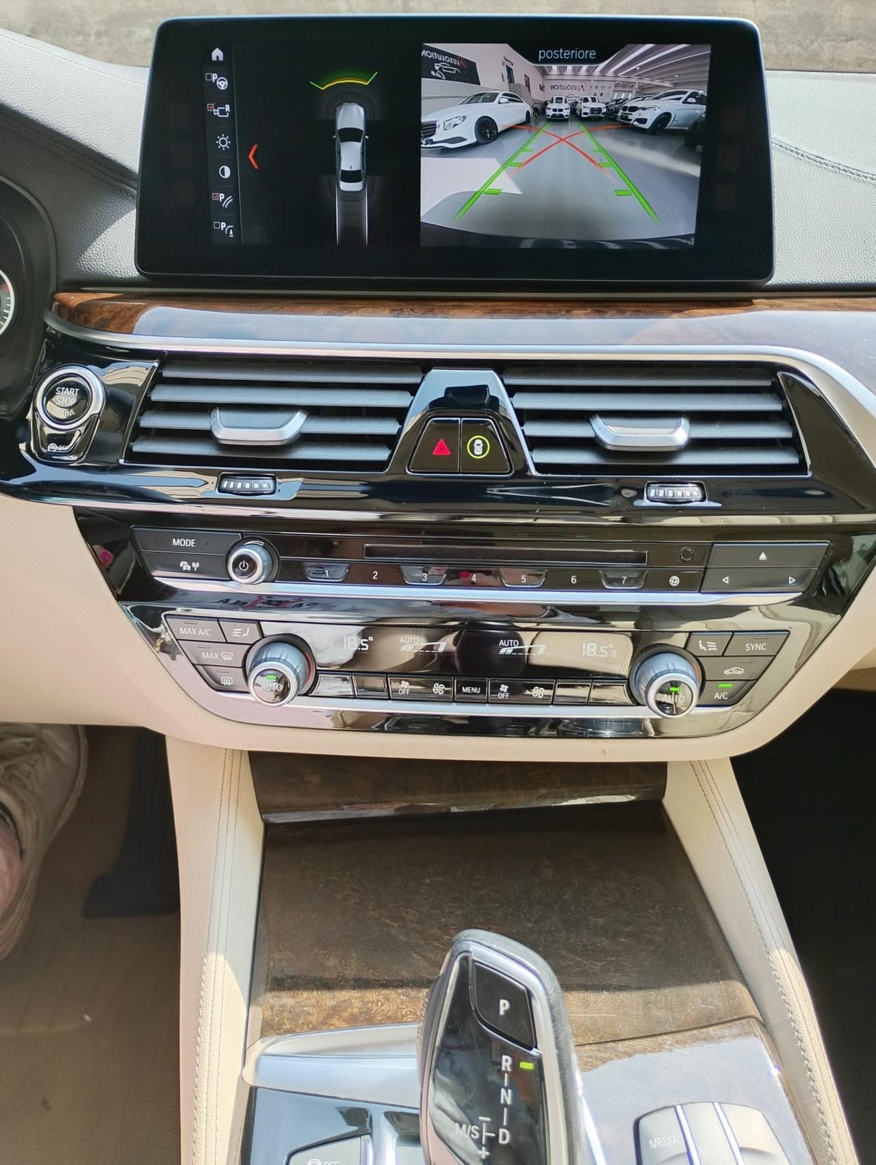 Bmw 520 520d xDrive Luxury