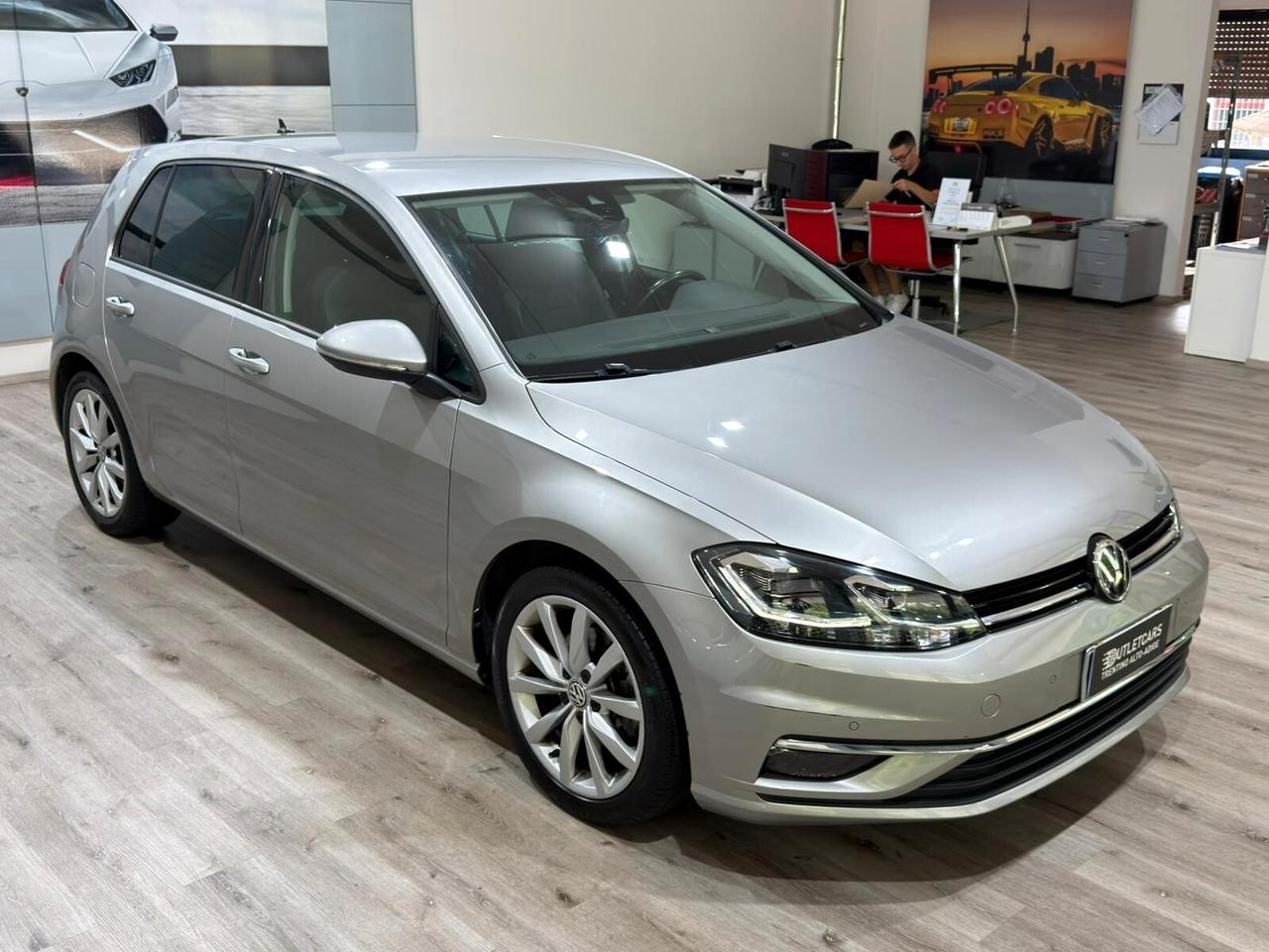 VOLKSWAGEN GOLF 7.5 1.6 TDI 115cv HIGHLINE 5p 2017
