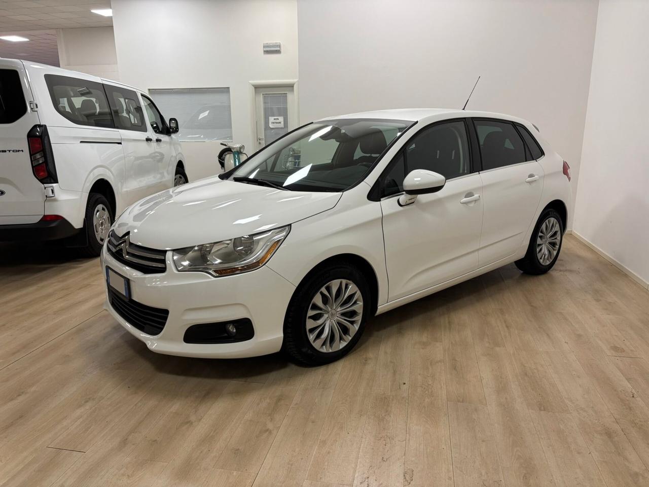 Citroen C4 1.4 VTi 95