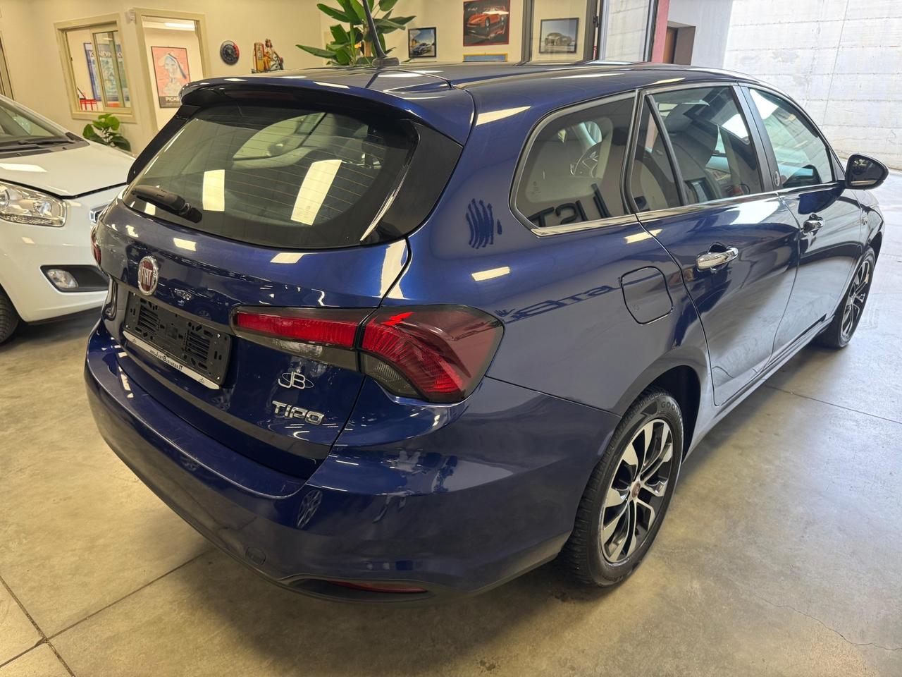 Fiat Tipo 1.6 Mjt S&S SW Lounge