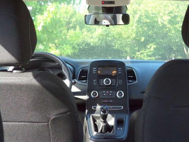 RENAULT Grand Scenic Blue dCi 120 CV Initiale Paris