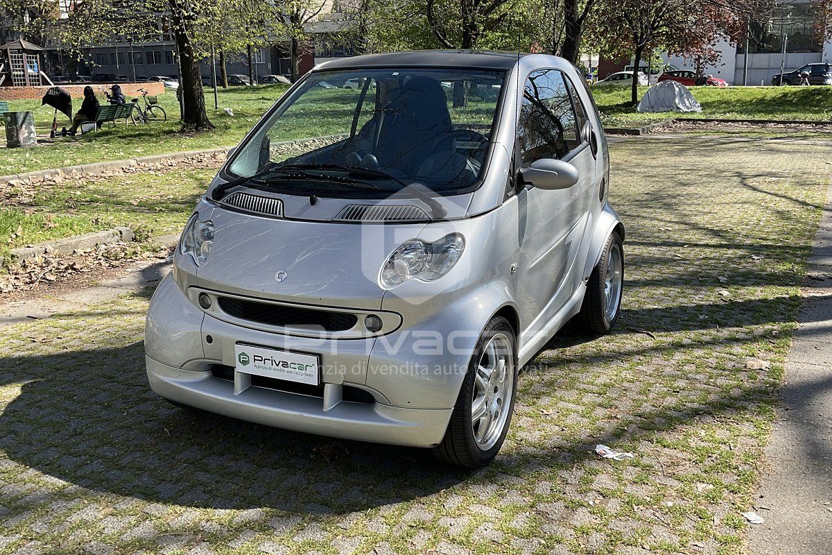SMART fortwo 700 coup�� Brabus (55 kW)