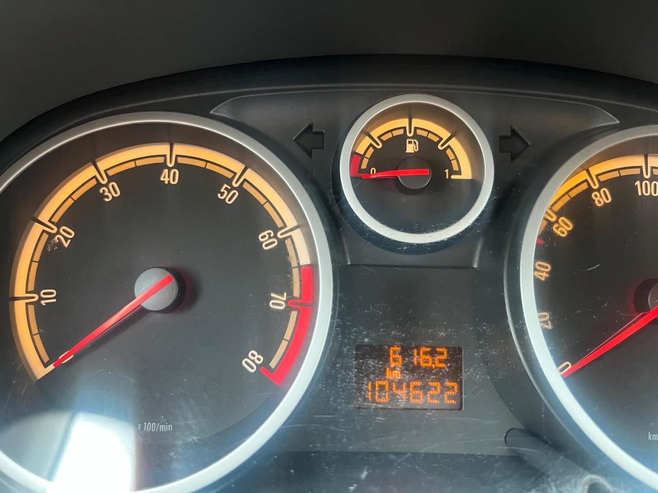 Opel Corsa 1.2 3 porte Club
