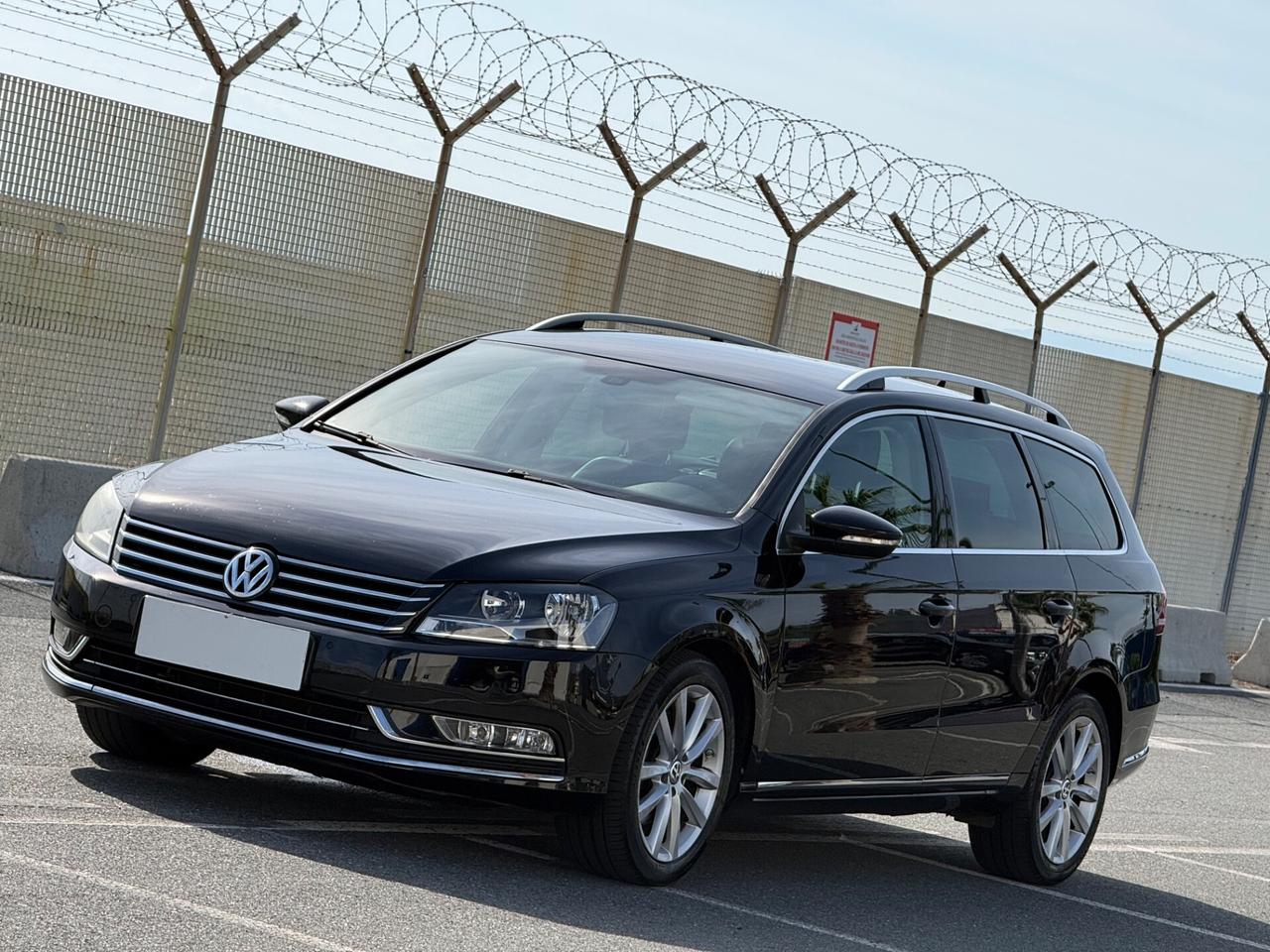 Volkswagen Passat 2.0 TDI 140 CV - Highline-FULL