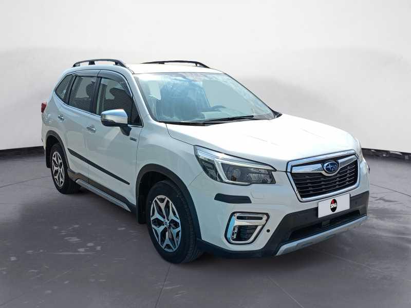 SUBARU Forester 2.0i e-boxer 4dventure lineartron