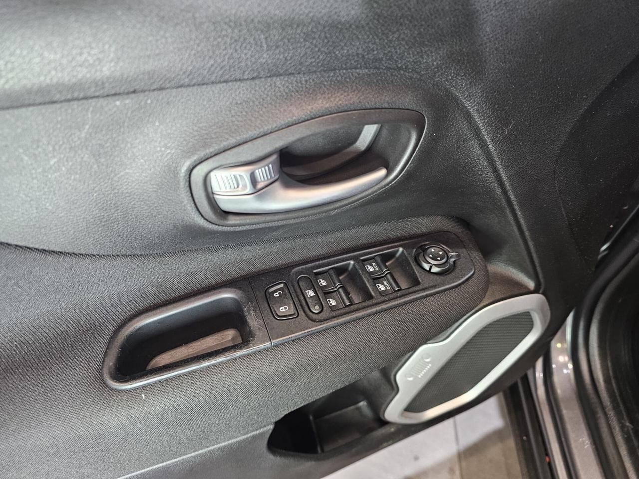 Jeep Renegade 1.0 T3 120cv GPL