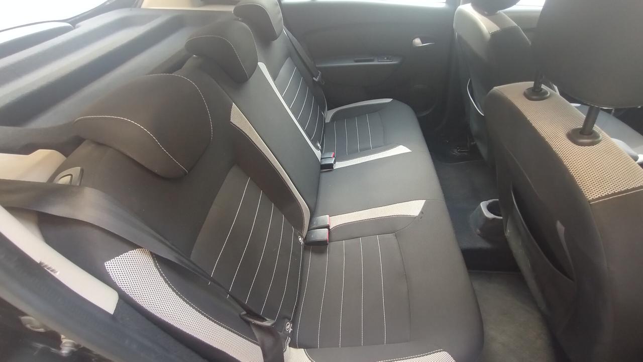 Dacia Sandero Stepway 1.5 dCi 8V 90CV Start&Stop
