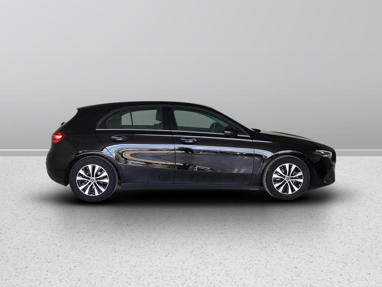 Mercedes-Benz Classe A - W177 2023 - A 180 d Advanced auto