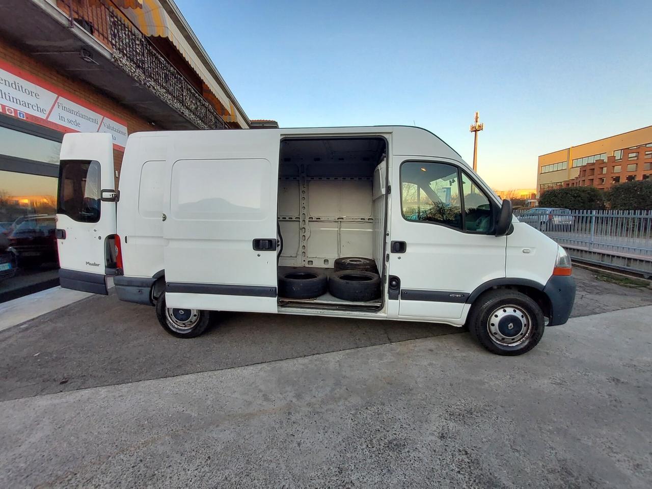 Renault Master L2H2