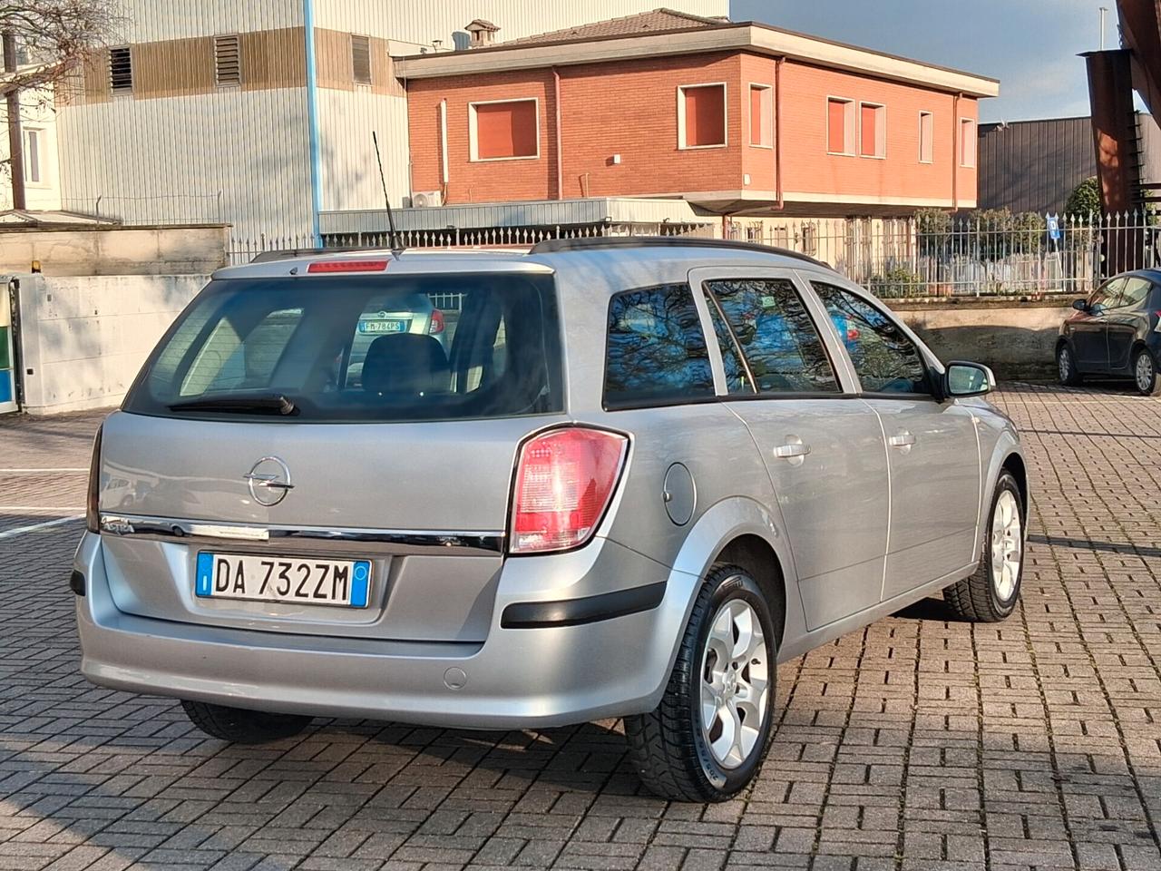 Opel Astra 1.9 CDTI 120CV Station Wagon Cosmo..320 147 1147 WHATSAPP