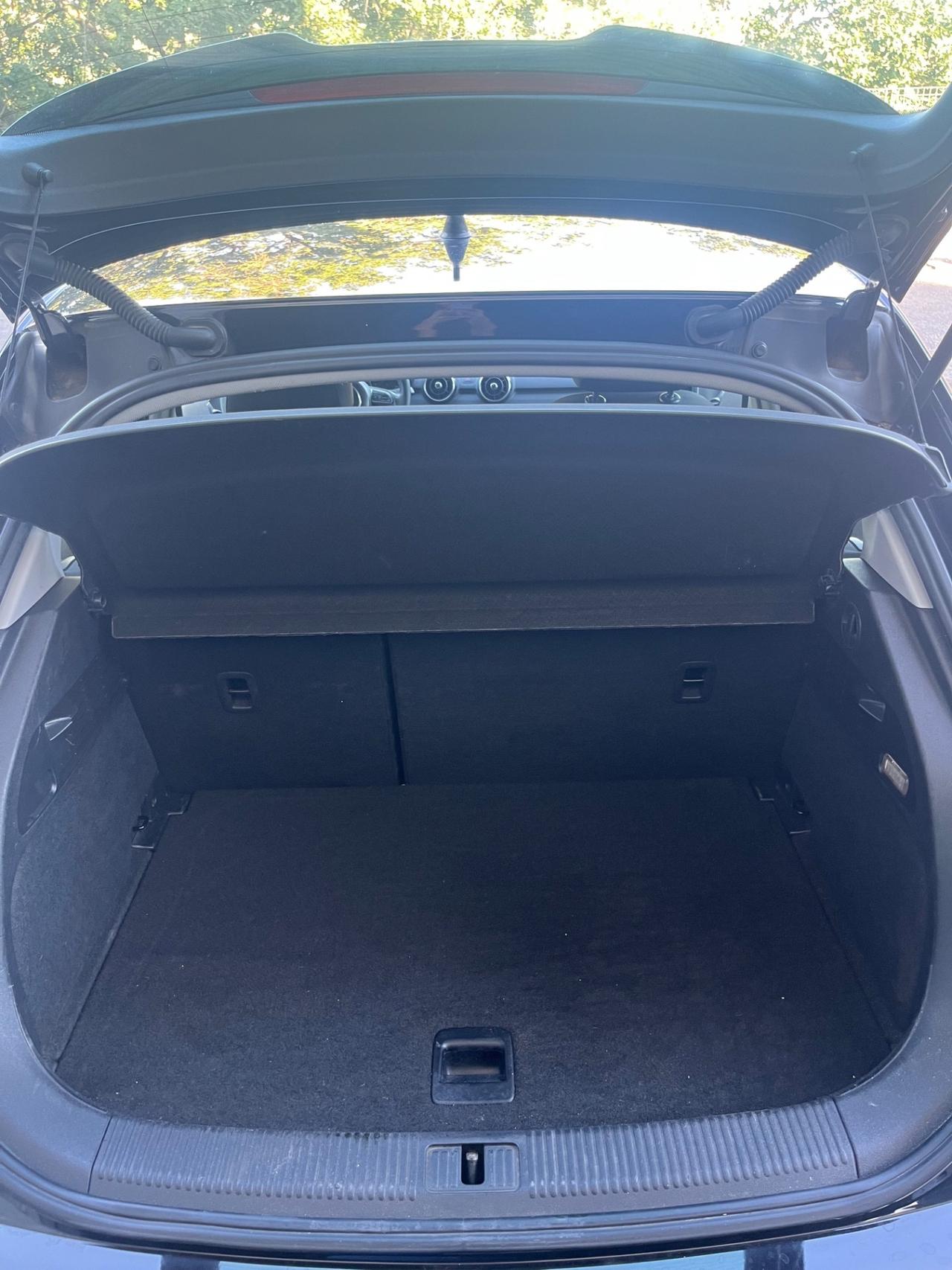 Audi A1 1.6 TDI S tronic line edition plus