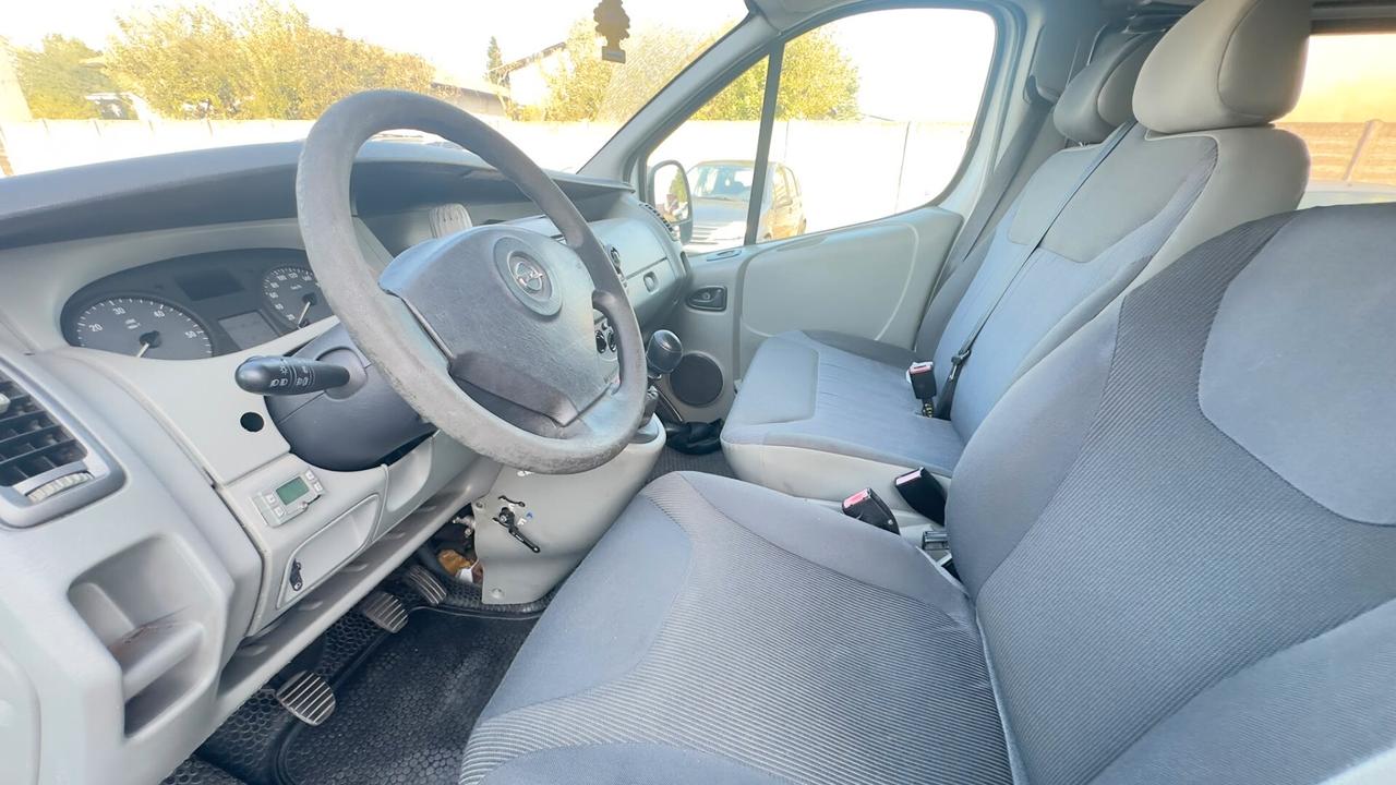 Opel Vivaro 29 2.5 CDTI PL-TN Combi 9 posti Fap
